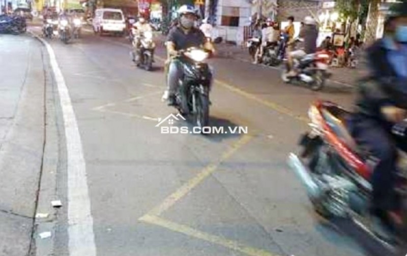Bán nhà mặt phố tại Kha Vạn Cân, 4,8 tỷ, 71m2, hướng Đông Nam